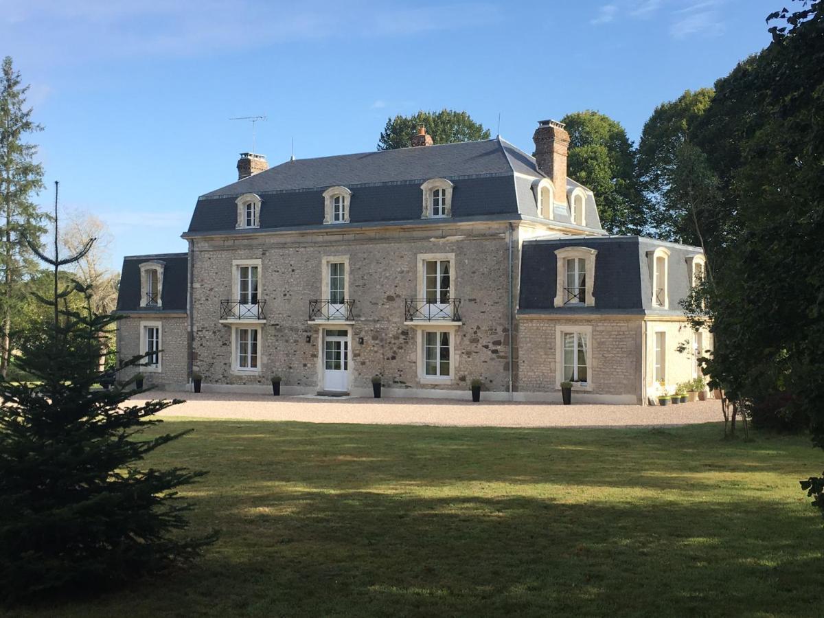 Le Manoir Du Ribardon Neuvy-au-Houlme Exterior foto